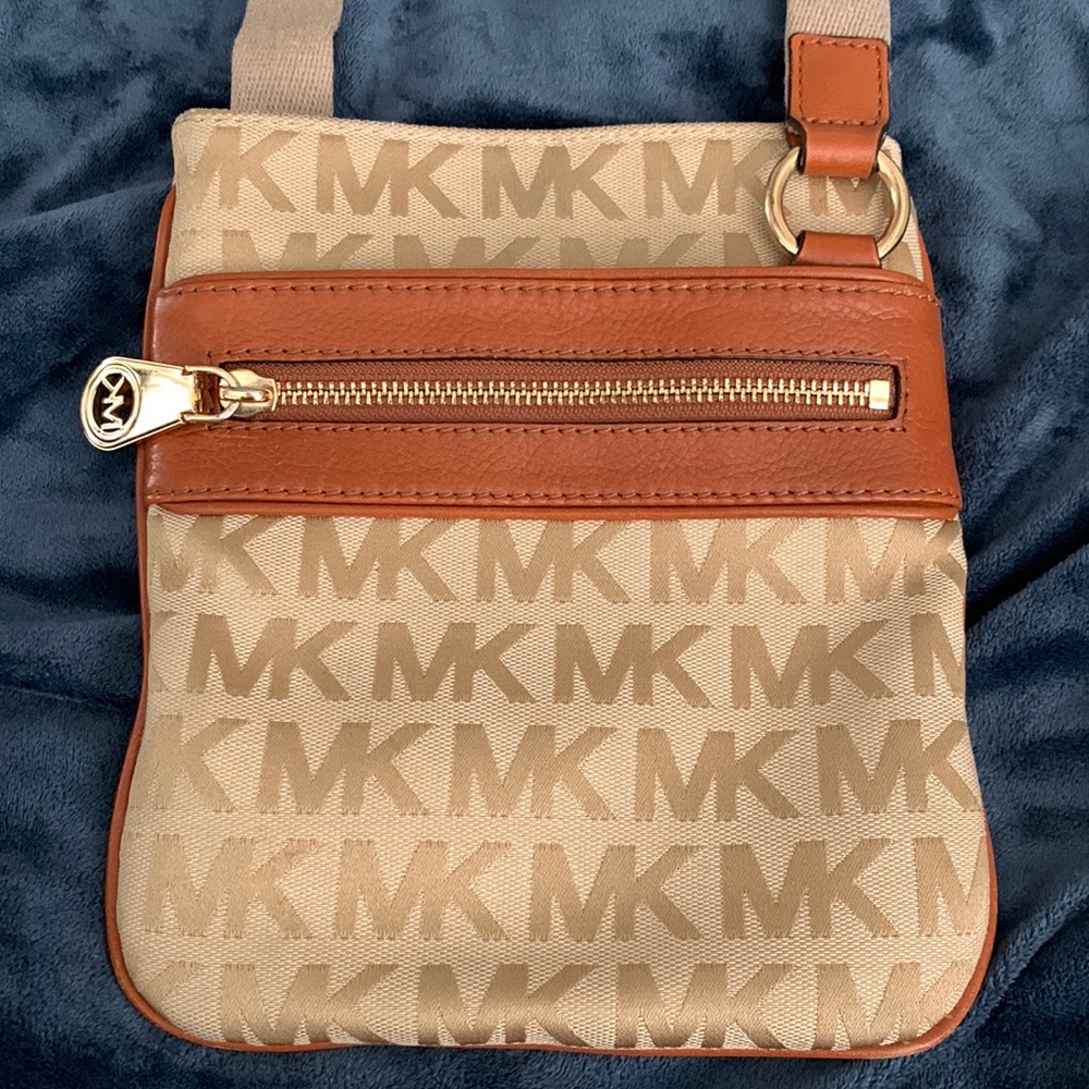 🔥SALE🔥 Michael KORS Crossbody Bag 🔥SALE🔥